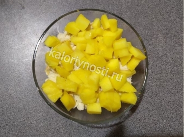 Десерт из творога с семенами чиа и манго