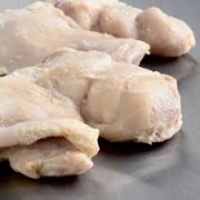 Калорийность вареного куриного бедра без кожи 