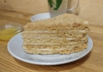 Калорийность торта Медовика со сметанным кремом